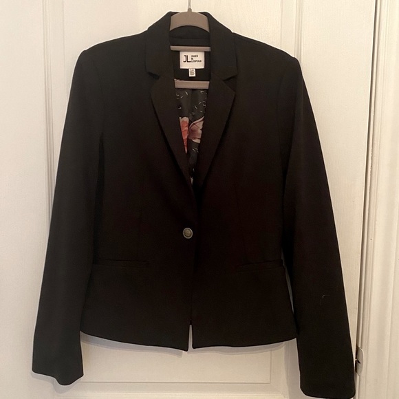 NWOT Black Blazer - Picture 1 of 4